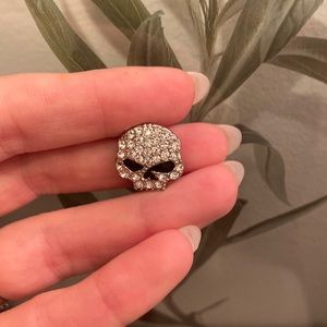 1 Willie G crystal earring